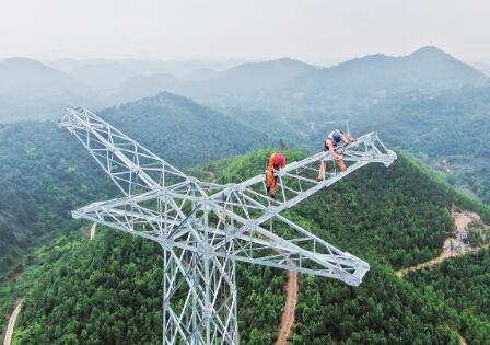 广西电网公司为重大项目建设输入“电动力”