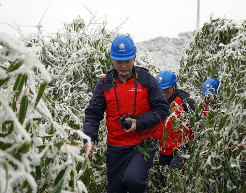 国网重庆武隆供电公司：当好电力先行官 迎战寒潮保供电