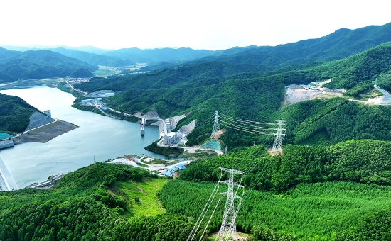 东北地区最大抽水蓄能电站首台机组正式投产发电