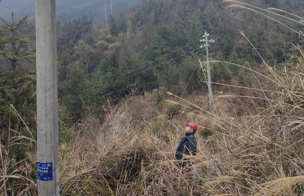 国网中方县供电公司积极迎战新一轮雨雪冰冻天气