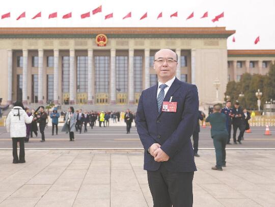 【两会好声音】全国人大代表，国网山东公司董事长、党委书记 王志伟：推动新能源高质量发