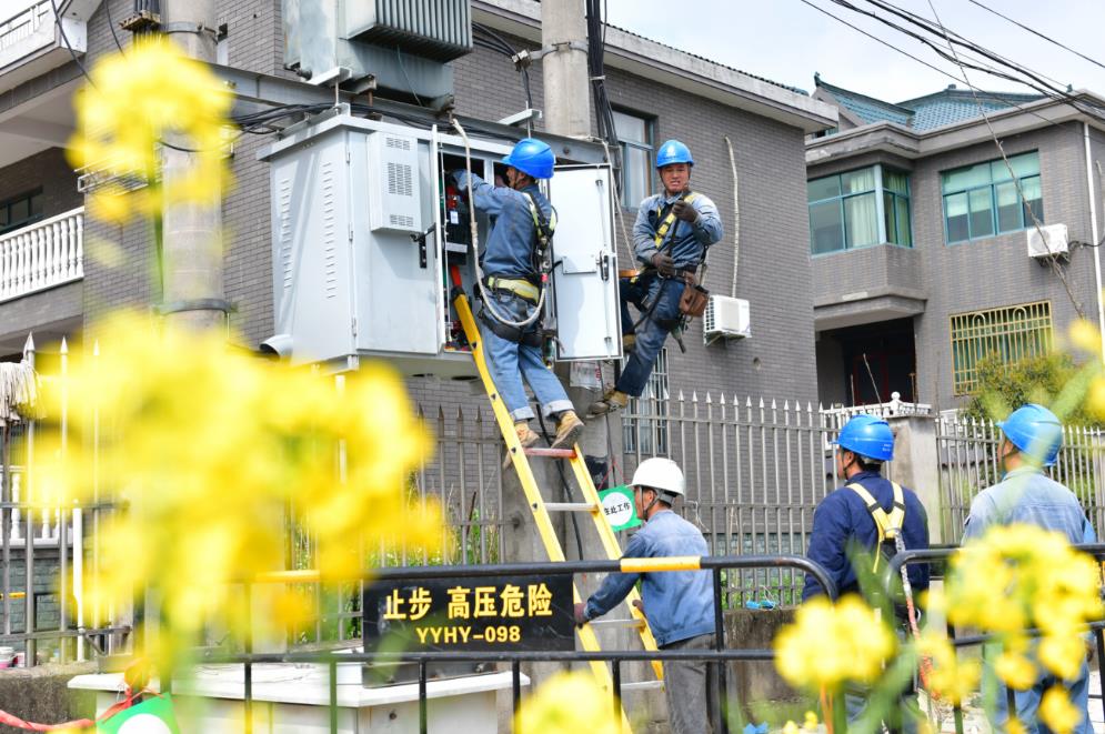 国网余姚市供电公司“风雨无忧”惠民生 夯实电网“防避抢”