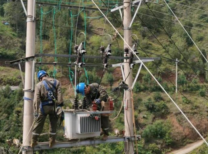 云南会泽供电局低电压治理保高寒山区村民度冬用电